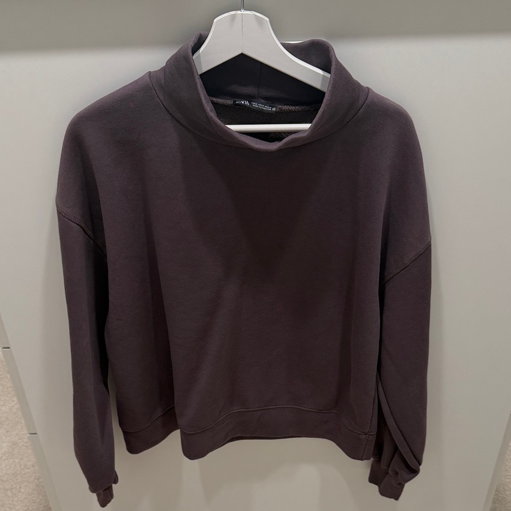 Zara women’s Dark Purple oversized Turtleneck Sweatshirt